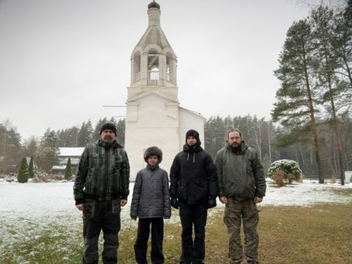 Молодежь храма святителя Макария (Невского), митрополита Московского и Коломенского, в Бутырском посетила храм святого великомученика Димитрия Солунского на Дорке