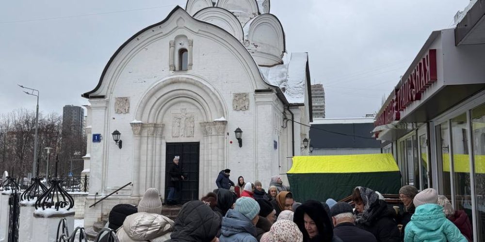 Благотворительная ярмарка в храме священномученика Владимира, митрополита Киевского и Галицкого в Свиблове