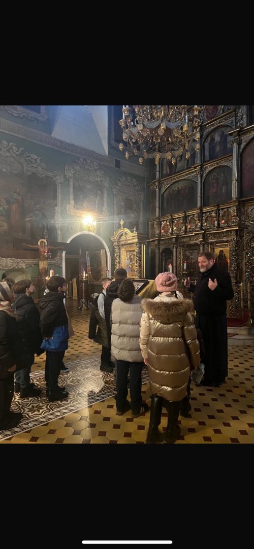 Гостями храма Живоначальной Троицы в Останкино стали ученики частной школы «Венда»
