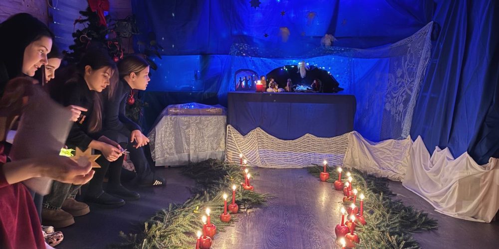 Рождественский праздник в воскресной школе храма иконы Божией Матери «Отрада и Утешение» в Ярославском