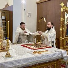 Митрополит Арсений совершил Божественную литургию в храме Успения Пресвятой Богородицы в Останкине