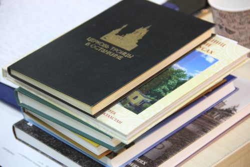Открытие выставки книг о храмах Северо-восточного викариатства