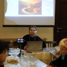 Накануне начала Великого поста в храме иконы Божией Матери «Неопалимая Купина» в Отрадном в рамках молодёжно-просветительских встреч состоялся содержательный семинар на тему «Путеводитель по Великому посту»