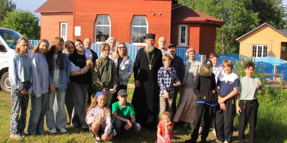 Подростковый клуб храма иконы Божией Матери «Отрада и Утешение» в Ярославском совершил поездку в Архангельскую область