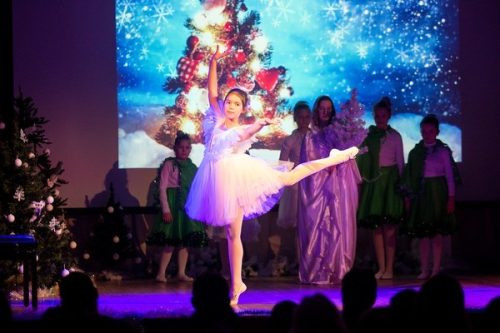 Празднование Рождества Христова воскресной школой при храме Владимирской иконы Божией Матери в Виноградове