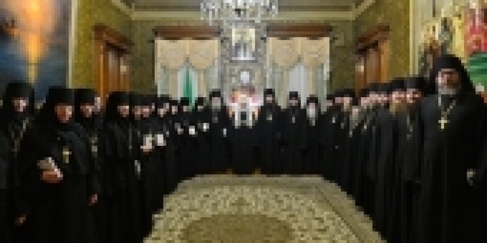 В канун дня рождения Святейшего Патриарха Кирилла наместники и настоятельницы ставропигиальных монастырей поздравили Предстоятеля Русской Церкви с 50-летием служения в священном сане