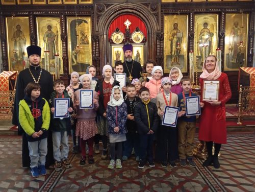 В храме иконы Божией Матери «Нечаянная Радость» в Марьиной Роще наградили победителей конкурса «Наследники Великой Победы — 2025»