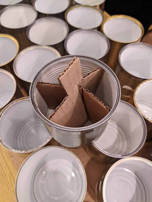 Мастерская по изготовлению окопных свечей в Бибирево начала свою работу