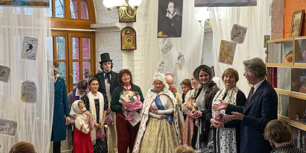 Театральная постановка в храме Тихвинской иконы Божией Матери в Алексеевском