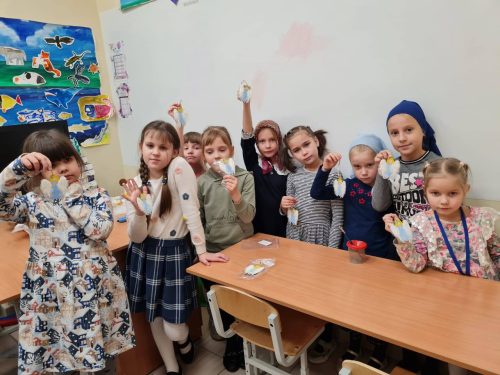 В воскресной школе при храме святителя Николая Мирликийского в Отрадном поздравили летних и осенних именинников