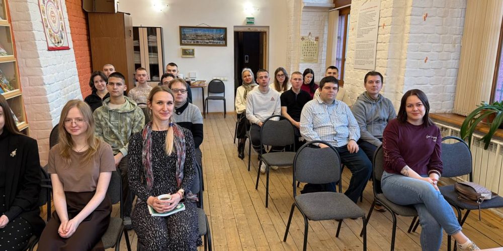 В храме Тихвинской иконы Божией Матери в Алексеевском прошла лекция на тему: «О смертной казни на кресте»