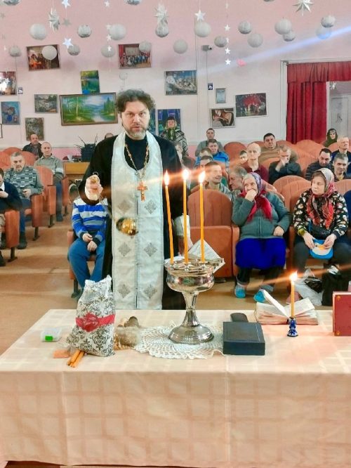 Состоялся молебен в социальном доме «Ярославский»