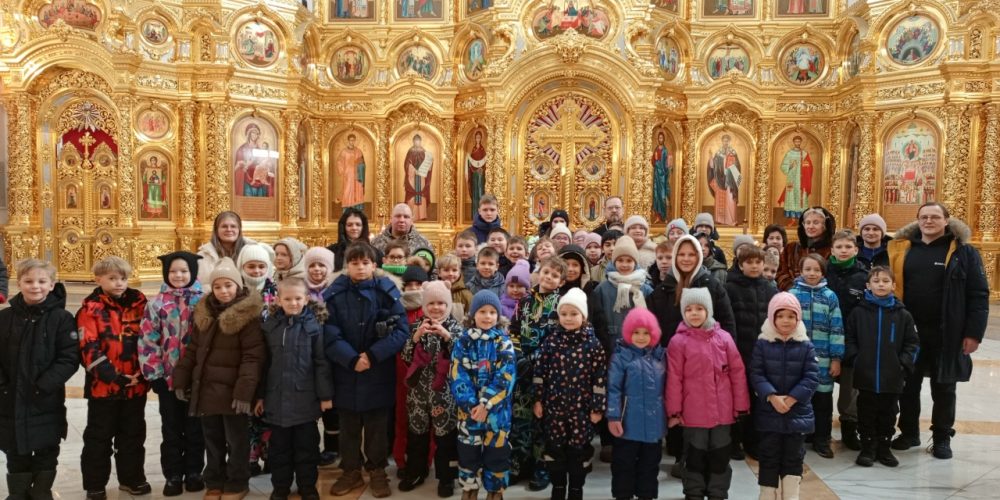 В храме святых равноапостольных Мефодия и Кирилла в Ростокине прошел традиционный детский праздник прихода «Детская масленица»