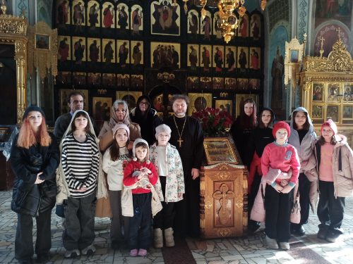 Воспитанники центра поддержки семьи и детства «Отрадное» посетили храм святых мучеников Адриана и Наталии в Бабушкине