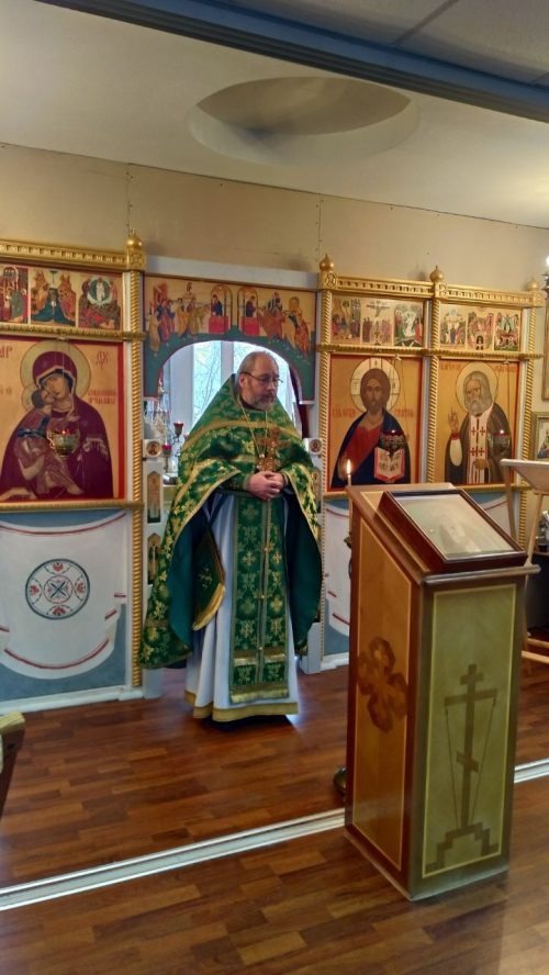 Клирик храма святых мучеников Адриана и Наталии в Бабушкине совершил Литургию в домовом храме Института славянской культуры