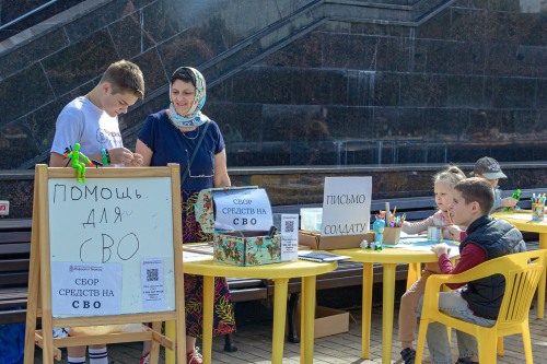 В храме святых равноапостольных Мефодия и Кирилла в Ростокино прошла третья ежегодная благотворительная ярмарка