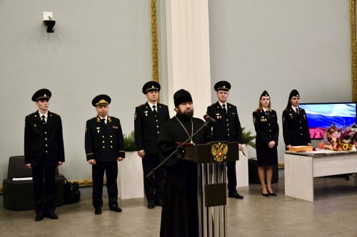Клирик храма Живоначальной Троицы при бывшем приюте Бахрушиных принял участие в церемонии присяги молодых полицейских и учащихся кадетских классов