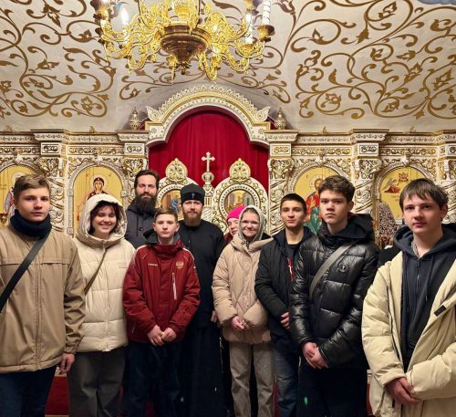 Подростковое паломничество от храма Ризоположения в Леонове в Северную Фиваиду