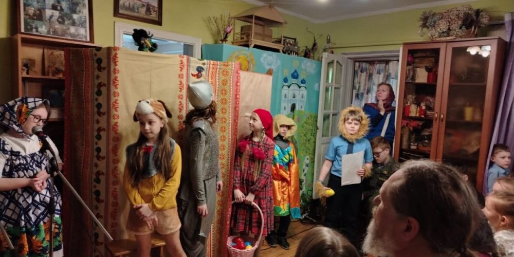 Пасхальный праздник в воскресной школе храма Владимирской иконы Божией Матери в Виноградове