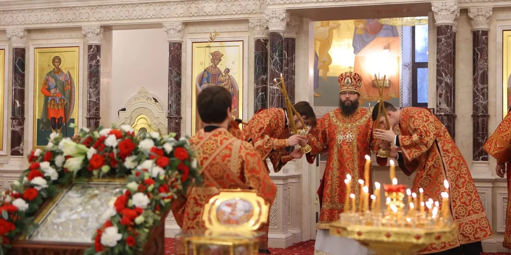 Ковчег с мощами великомученика Георгия Победоносца посетил Георгиевский храм пос. Жилино — завершение всероссийского принесения