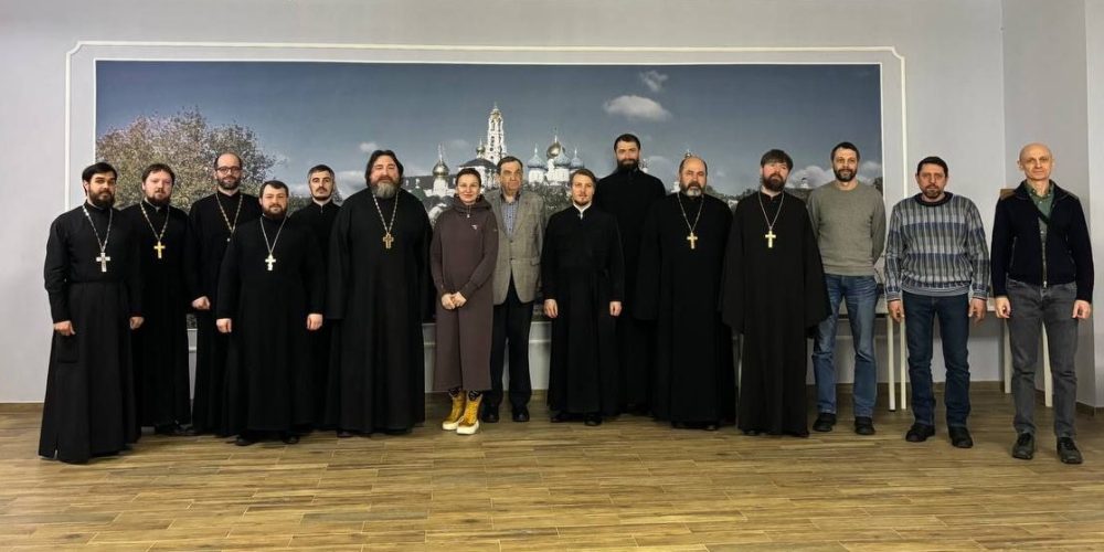 Отдел по делам физической культуры и спорта провел совещание в храме Собора Московских святых в Бибиреве, посвященное проведению XVIII Георгиевских игр