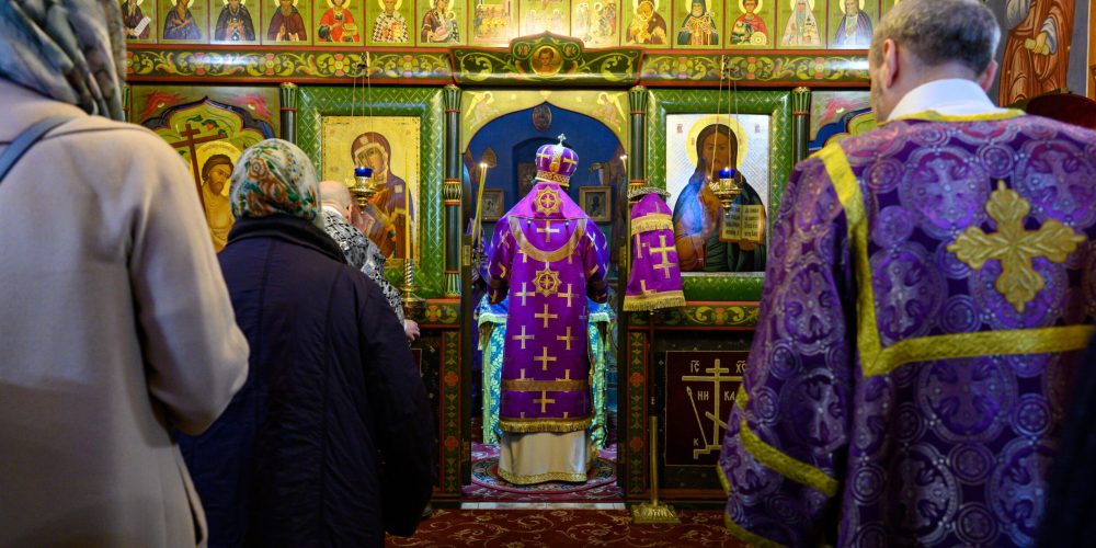 В субботу 4-й седмицы Великого поста митрополит Арсений совершил Божественную литургию в храме-часовне (колокольне) благоверного князя Димитрия Донского в Бутырской слободе