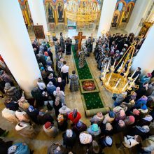 Митрополит Арсений совершил Пассию с участием молодежи Северо-Восточного викариатства