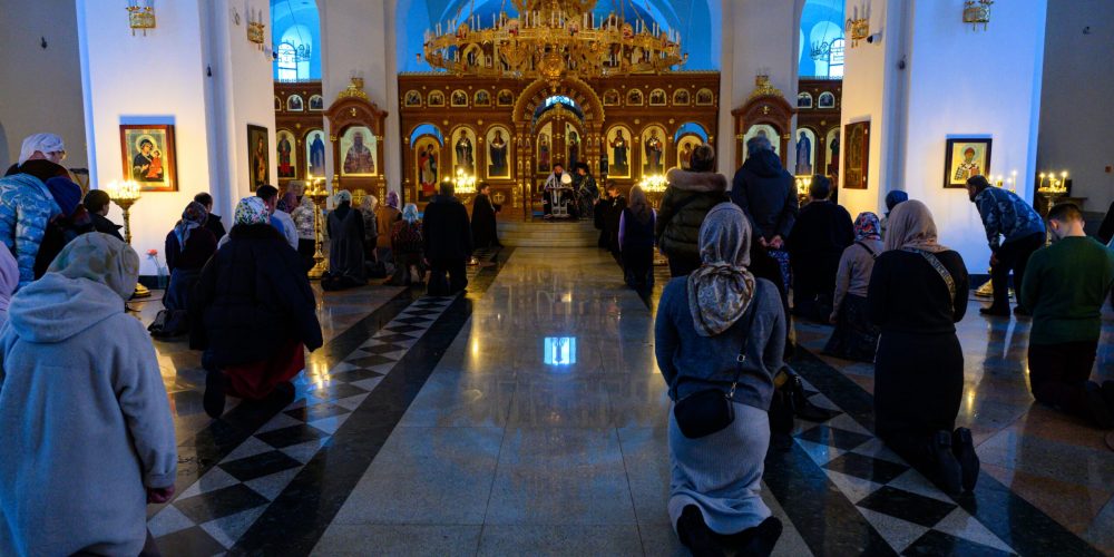 Митрополит Арсений совершил вечерню с чином прощения в храме Успения Пресвятой Богородицы в Останкине