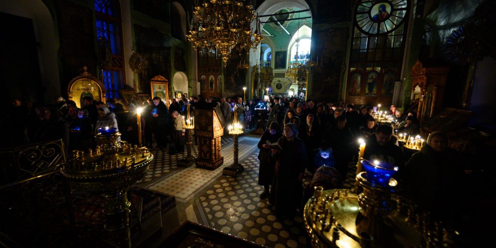 Митрополит Арсений совершил чтение покаянного канона святого Андрея Критского в храме Тихвинской иконы Божией Матери в Алексеевском