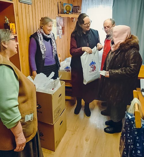 Оказание помощи перинатальным центрам, больницам, домам-интернатам, матерям, находящимся в трудной жизненной ситуации, семьям Донбасса