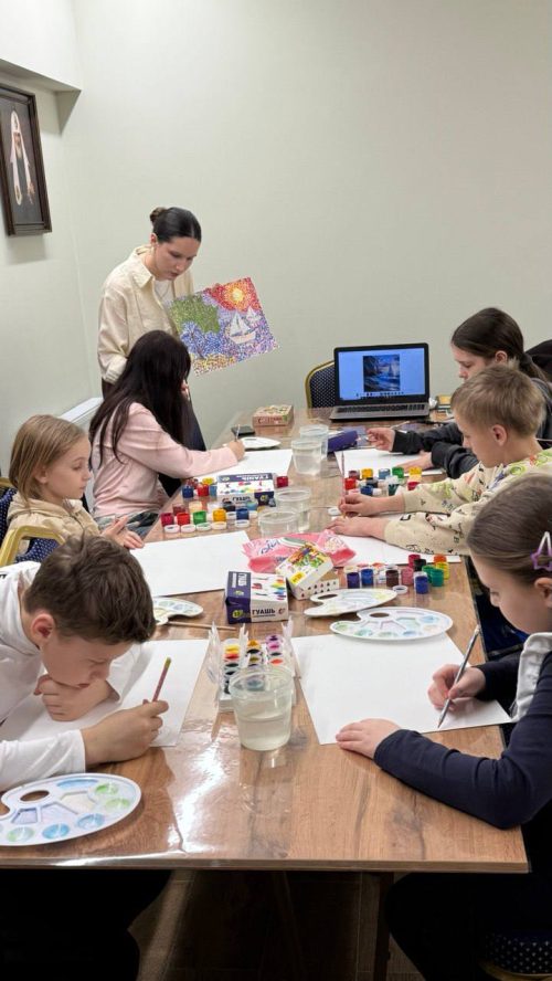 В храме священномученика Владимира, митрополита Киевского и Галицкого, в Свиблове прошел детский творческий мастер-класс