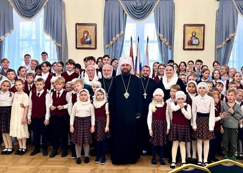 В православной школе имени преподобного Сергия Радонежского в усадьбе Свиблово праздничным концертом отметили сразу несколько событий