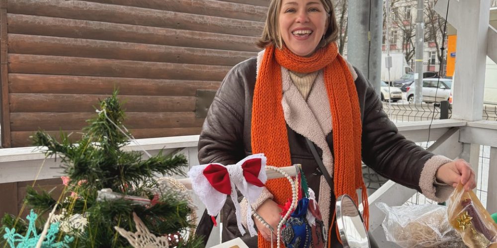 Рождественская благотворительная ярмарка прошла при храме иконы Божией Матери «Отрада и Утешение» в Ярославском