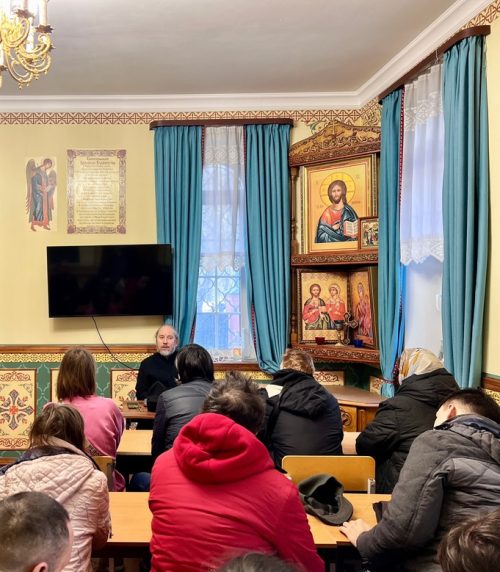В гостях в храме святых мучеников Адриана и Наталии в Бабушкине побывали участники группы дневного пребывания социального дома «Ярославский»