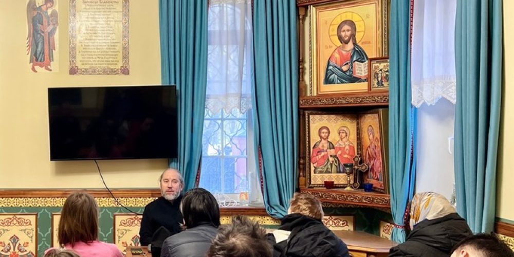В гостях в храме святых мучеников Адриана и Наталии в Бабушкине побывали участники группы дневного пребывания социального дома «Ярославский»