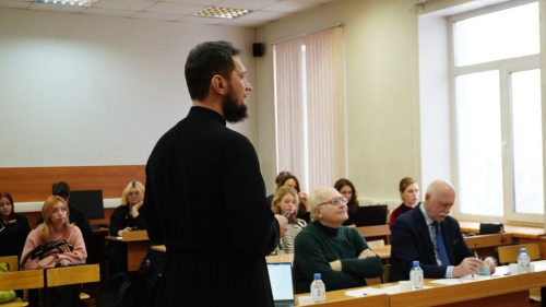 Представитель храма святого благоверного князя Димитрия Донского в Раеве выступил в филиале ВГИК на VIII межвузовской научно-практической конференция «Современные технологии аудиовизуального искусства»