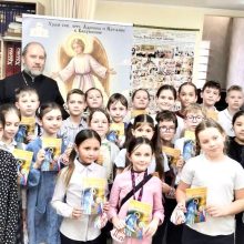 В воскресной школе храма святых мучеников Адриана и Наталии в Бабушкине провели викторину «Аз, буки, вера»