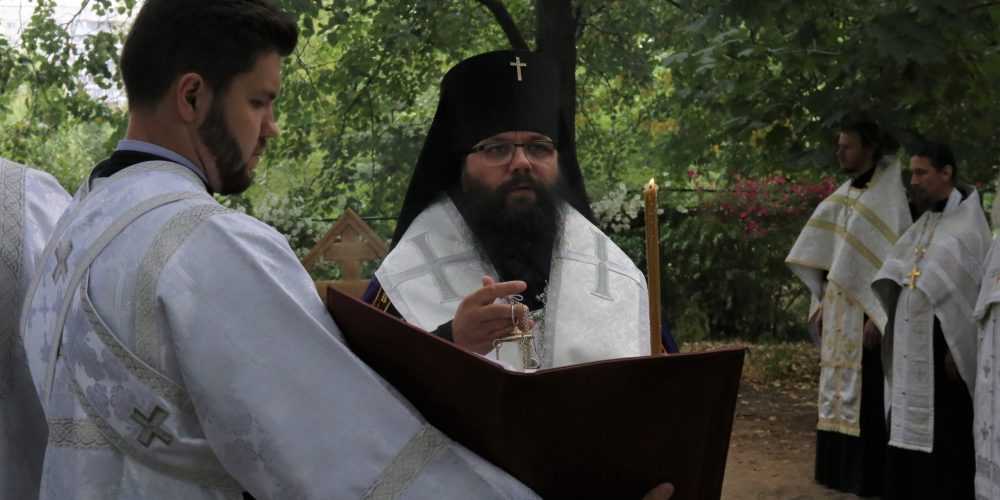 Архиепископ Егорьевский Матфей совершил панихиду по почившему архимандриту Сергию (Рыбко)
