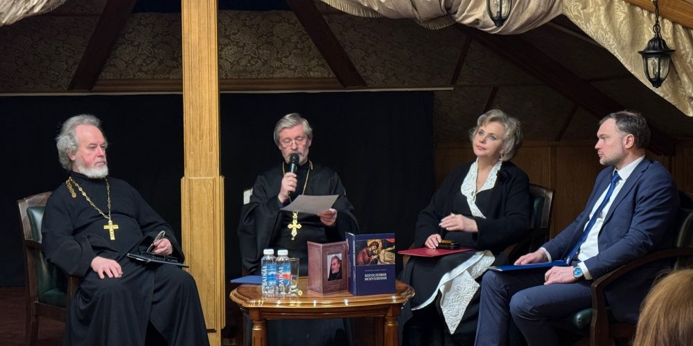 В храме Покрова Пресвятой Богородицы в Медведкове почтили память митрофорного протоиерея Владимира Тимакова