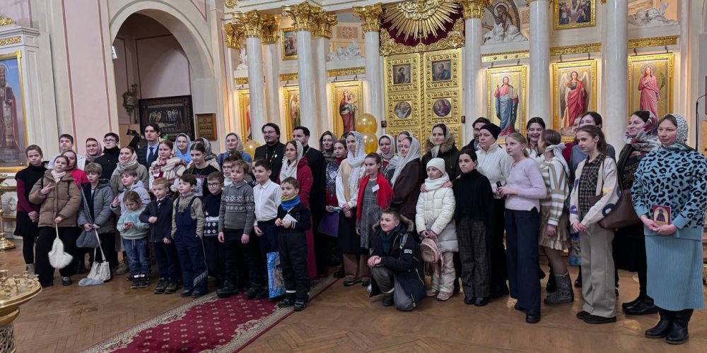 Воспитанники воскресной школы при храме иконы Божией Матери «Живоносный источник» в Бибиреве присутствовали на подведении итогов конкурса видеоблогинга «Святая Татьяна поможет!»