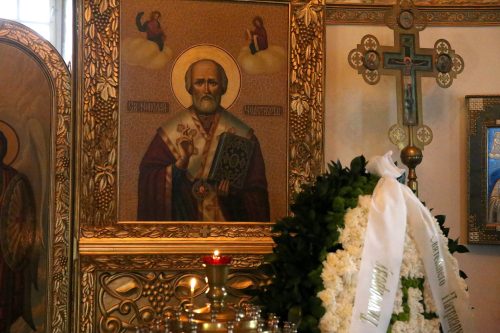 Архиепископ Егорьевский Матфей совершил отпевание почетного президента Международной федерации самбо Михаила Тихомирова