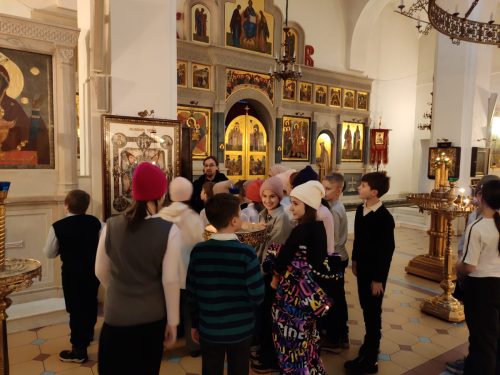 Ученики 4 класса школы №1554 посетили храм иконы Божией Матери «Неопалимая Купина» в Отрадном