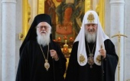 Поздравление Святейшего Патриарха Кирилла Предстоятелю Албанской Православной Церкви с 90-летием со дня рождения