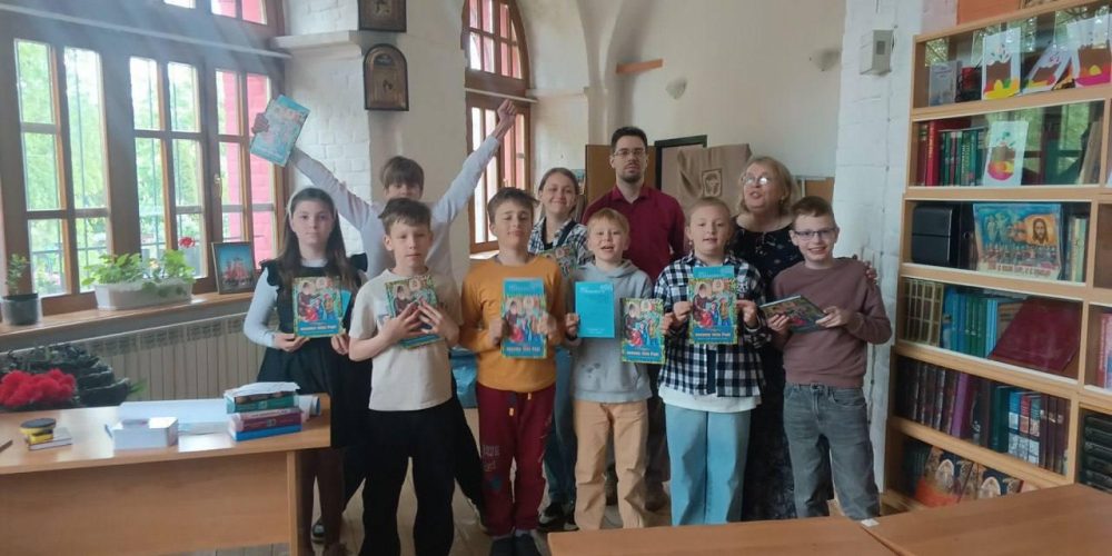 Викторина по вероучительным дисциплинам прошла в воскресной школе храма Тихвинской иконы Божией Матери в Алексеевском