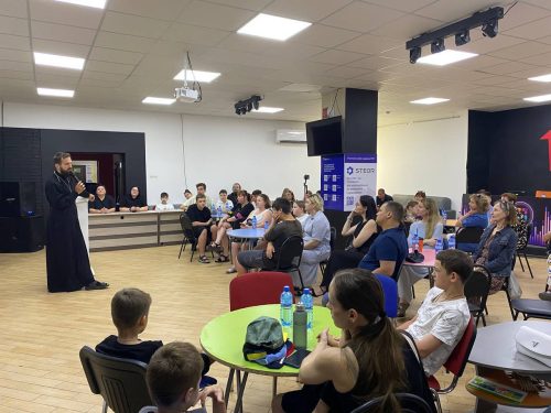 Клирик храма Ризоположения в Леонове стал участником семинара «Святогорье» в Новороссийской епархии