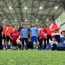 Каждое воскресенье молодежь храма Покрова Пресвятой Богородицы в Медведкове вместе играют в футбол