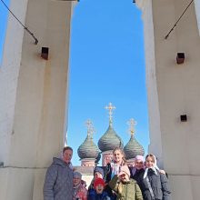 Представители воскресной школы «Ихтис» при храме Успения Пресвятой Богородицы в Останкине совершили паломничество в Высоко-Петровский мужской монастырь