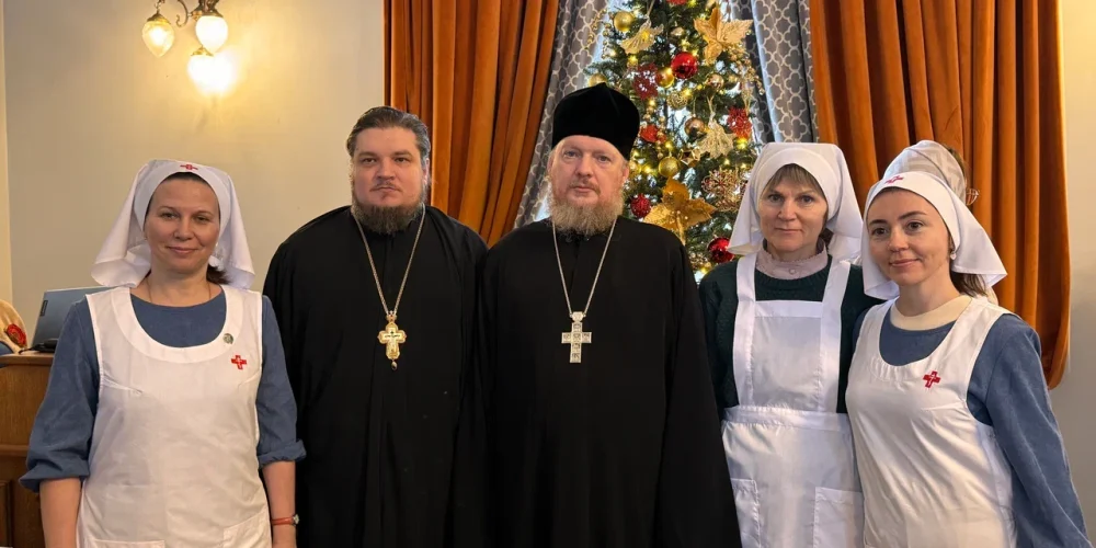 В рамках Рождественских чтений настоятель храма Торжества Православия в Алтуфьево принял участие в секции, посвященной сестричествам милосердия