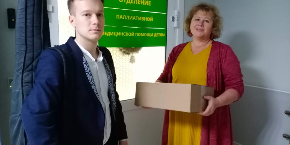 Волонтеры храма Живоначальной Троицы в усадьбе Свиблово приняли участие в праздничном мероприятии в паллиативном отделении ДГКБ № 9 им. Г. Н. Сперанского, филиал № 2