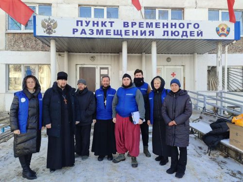 Ответственный за социальное служение в Северо-Восточном Московском викариатстве посетил во время командировки на Донбасс пункт временного размещения для беженцев из города Северска